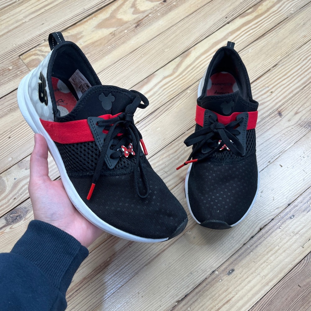 New Balance x Disney FuelCore NERGIZE Minnie Mouse Shoes Black Red sneaker 9.5